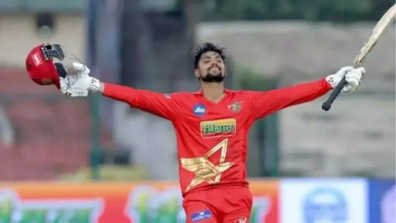 https://www.mobilemasala.com/khel/Kanpurs-Sameer-Rizvi-chased-away-the-Falcons-by-scoring-89-runs-hi-i294156